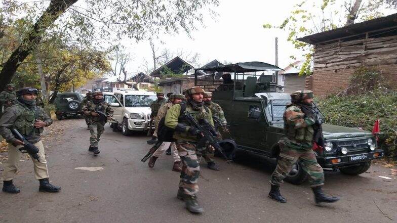 जम्मू क्षेत्र में मोबाइल, इंटरनेट सेवाएं अस्थायी रूप से बंद जम्मू क्षेत्र में मोबाइल, इंटरनेट सेवाएं अस्थायी रूप से बंद