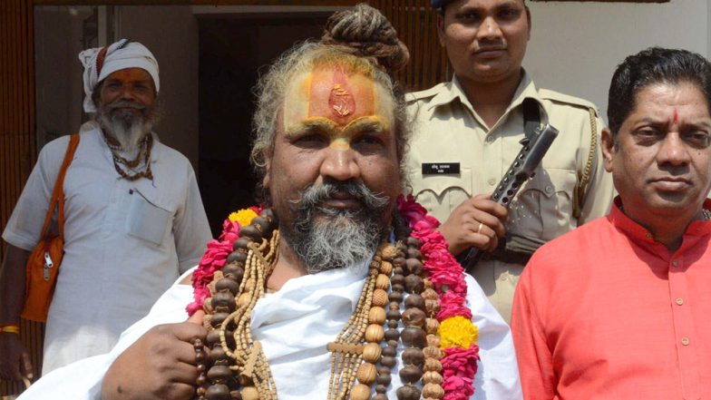 शिवराज के खिलाफ मोर्चा खोलने वाले कम्प्यूटर बाबा दिगंबर अखाड़े से बाहर, कुंभ में अब नहीं हो सकेंगे शामिल