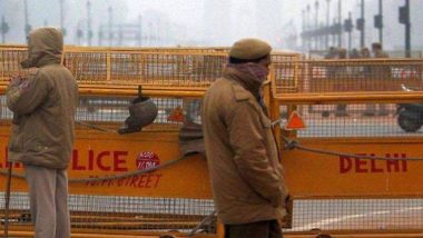 कोरोना नियमों का उल्लंघन करने पर दिल्ली के आधा दर्जन मार्केट करवाए गए बंद