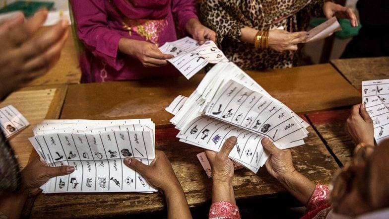 बिहार: राजनीतिक दलों द्वारा की जा रही सीटों की दावेदारी ने विपक्षी दलों के महागठबंधन की उलझनें बढ़ाई बिहार: राजनीतिक दलों द्वारा की जा रही सीटों की दावेदारी ने विपक्षी दलों के महागठबंधन की उलझनें बढ़ाई