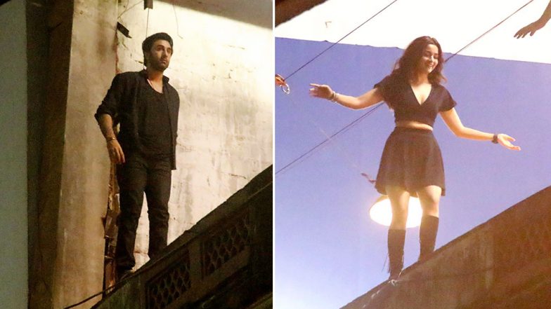 आलिया भट्ट के साथ बिल्डिंग की छत पर चढ़े रणबीर कपूर, फैंस को हैरान कर देगा ये लीक्ड विडियो
