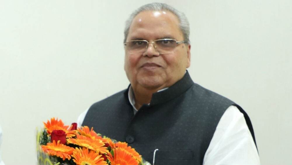 जम्मू-कश्मीर में तेजी से सामान्य हो रहे हालात, बिना किसी भय के लोग मनाएं ईद: राज्यपाल सत्यपाल मलिक जम्मू-कश्मीर में तेजी से सामान्य हो रहे हालात, बिना किसी भय के लोग मनाएं ईद: राज्यपाल सत्यपाल मलिक