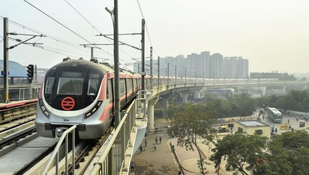 दिल्ली वालों को नए साल का गिफ्ट, आज से शुरू होगा मेट्रो का लाजपत नगर-मयूर विहार कॉरीडोर