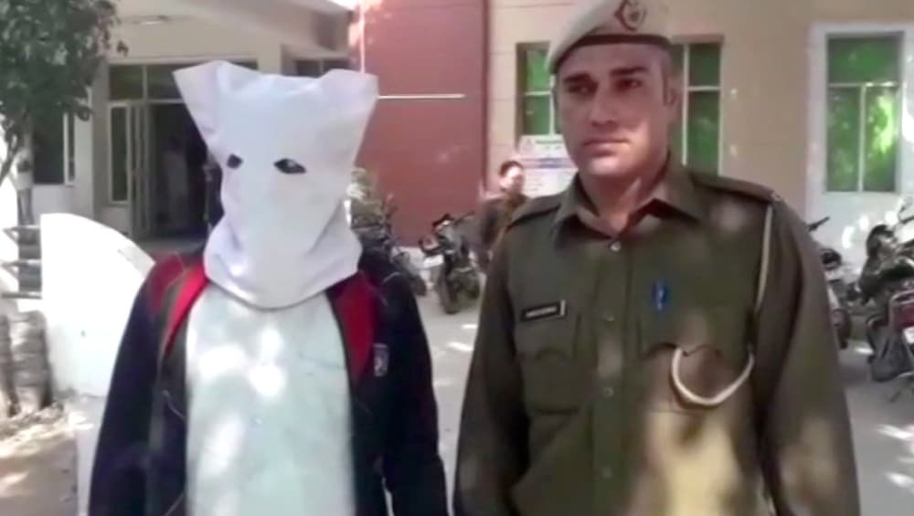 शर्मनाक! पत्नी से झगड़े के बाद हैवान बाप ने किया अपनी 3 साल की मासूम बेटी का रेप, गिरफ्तार