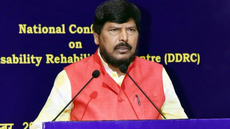 रामदास अठावले ने कहा- पाकिस्तान अगर जंग नहीं चाहता तो PoK भारत को सौंप दे, ऐसा करना उसके हित में रामदास अठावले ने कहा- पाकिस्तान अगर जंग नहीं चाहता तो PoK भारत को सौंप दे, ऐसा करना उसके हित में