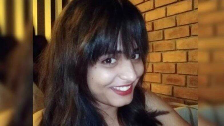à¤®à¤¹à¤¿à¤²à¤¾ à¤¨à¥à¤¯à¥à¤ à¤à¤à¤à¤° à¤°à¤¾à¤§à¤¿à¤à¤¾ à¤à¥à¤¶à¤¿à¤ à¤à¥ à¤à¥à¤¥à¥ à¤®à¤à¤à¤¿à¤² à¤¸à¥ à¤à¤¿à¤°à¤à¤° à¤®à¥à¤¤, à¤µà¤à¤¹ à¤à¤¾à¤¨à¤à¤° à¤à¥à¤ à¤à¤¾à¤à¤à¤à¥ à¤à¤ª