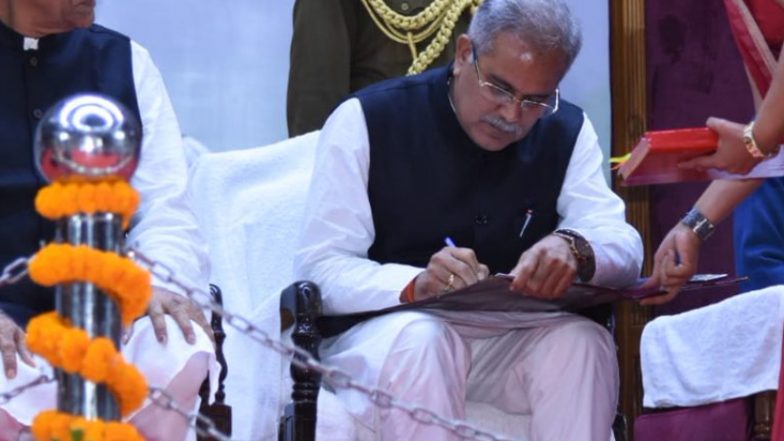 मध्यप्रदेश के बाद छत्तीसगढ़ में भी किसानों की कर्जमाफी, सीएम बनते ही भूपेश बघेल ने लिए ये 3 बड़े फैसले