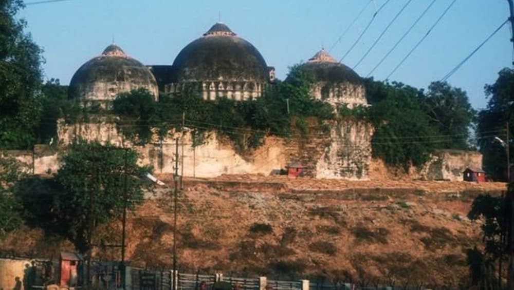 अयोध्या जमीन विवाद: ‘राम लला विराजमान’ के वकील ने कहा- मस्जिद बनाने के लिए मंदिर गिराया गया अयोध्या जमीन विवाद: ‘राम लला विराजमान’ के वकील ने कहा- मस्जिद बनाने के लिए मंदिर गिराया गया