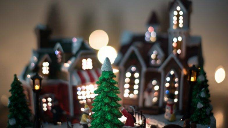 Christmas 2018: क्रिसमस सेलिब्रेशन के लिए करें जमकर शॉपिंग, इन फेमस जगहों पर मिलेगा आपकी पसंद का हर सामान