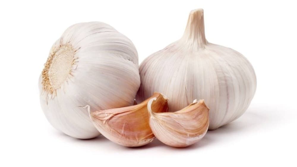 Chines Garlic Danger Alert: चाइनीज लहसुन खाने वाले हो जाएं सावधान, हो सकते हैं कैंसर का शिकार Chines Garlic Danger Alert: चाइनीज लहसुन खाने वाले हो जाएं सावधान, हो सकते हैं कैंसर का शिकार