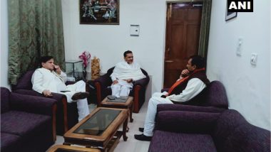 NDA से अगल हुए उपेंद्र कुशवाहा से मिले कांग्रेस नेता अहमद पटेल, महागठबंधन की कवायद हुई तेज
