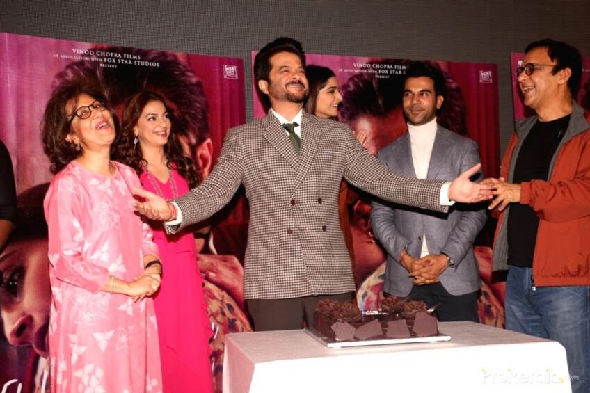 अनिल कपूर 24 साल बाद अपने ही गाने को रीक्रिएट करने के लिए है उत्साहित अनिल कपूर 24 साल बाद अपने ही गाने को रीक्रिएट करने के लिए है उत्साहित