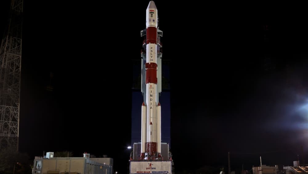 ISRO के नाम आज होगा एक और कीर्तिमान, सबसे छोटी सैटेलाइट कलामसैट की उल्टी गिनती शुरू