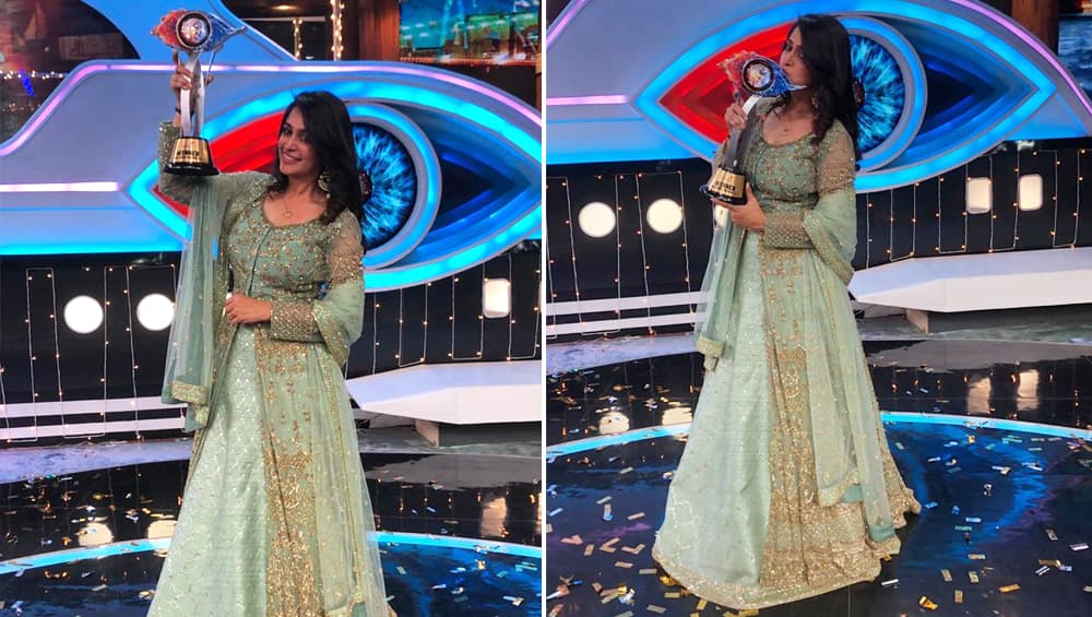 Bigg Boss 12: विजेता दीपिका कक्कड़ को मिली एसिड अटैक की धमकी, श्रीसंत की हार से नाराज हैं फैन्स Bigg Boss 12: विजेता दीपिका कक्कड़ को मिली एसिड अटैक की धमकी, श्रीसंत की हार से नाराज हैं फैन्स