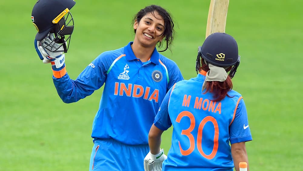 India vs England Women Cricket 3rd ODI 2019: स्मृति मंधाना और पूनम राउत की शानदार पारी की बदौलत भारतीय महिला टीम ने इंग्लैंड को दिया 206 रनों का लक्ष्य India vs England Women Cricket 3rd ODI 2019: स्मृति मंधाना और पूनम राउत की शानदार पारी की बदौलत भारतीय महिला टीम ने इंग्लैंड को दिया 206 रनों का लक्ष्य