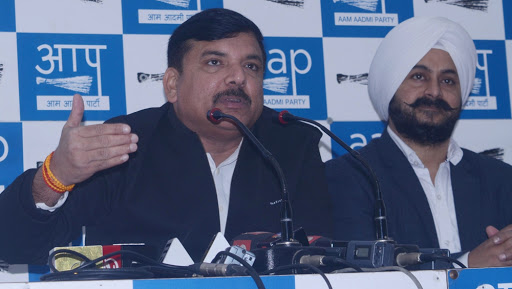 EVM भरोसे के लायक नहीं, बैलट पेपर वापस लाने की जरूरत : आप पार्टी
