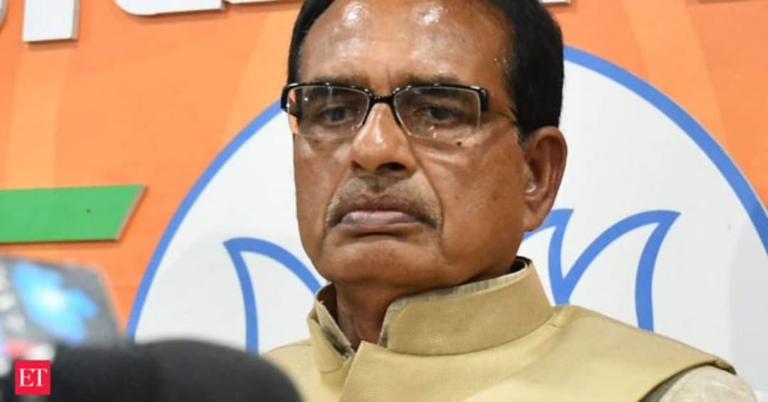 मध्यप्रदेश: पूर्व सीएम शिवराज सिंह चौहान ने दिन में धरना देकर रात में गाए भजन, कांग्रेस ने ली चुटकी मध्यप्रदेश: पूर्व सीएम शिवराज सिंह चौहान ने दिन में धरना देकर रात में गाए भजन, कांग्रेस ने ली चुटकी