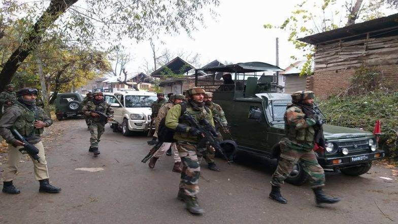 जम्मू-कश्मीर: पुलवामा के लस्सीपोरा इलाके में सुरक्षा बलों के साथ मुठभेड़ में 4 आतंकवादी मारे गए जम्मू-कश्मीर: पुलवामा के लस्सीपोरा इलाके में सुरक्षा बलों के साथ मुठभेड़ में 4 आतंकवादी मारे गए