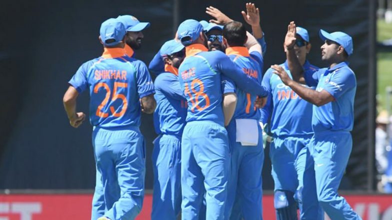 ICC Cricket World Cup 2019: पहले मैच के लिए संजय मांजरेकर ने की 11 सदस्यीय टीम की घोषणा, राहुल और कार्तिक को दिखाया बाहर का रास्ता