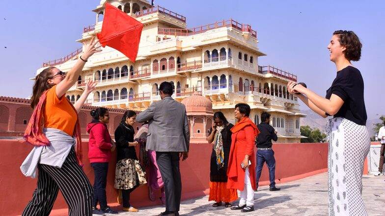 14 या 15? जानें किस दिन मनाई जाएगी मकर संक्रांति, इस सवाल का जवाब यहां है 14 या 15? जानें किस दिन मनाई जाएगी मकर संक्रांति, इस सवाल का जवाब यहां है