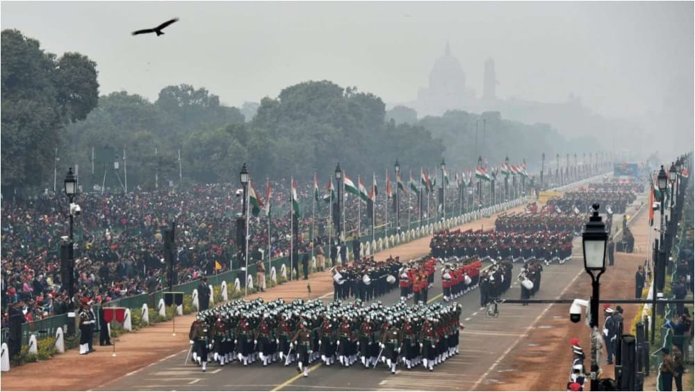 गणतंत्र दिवस पर देशभर में रंग-बिरंगी परेड, प.बंगाल में CAA के खिलाफ प्रदर्शन, असम में विस्फोट गणतंत्र दिवस पर देशभर में रंग-बिरंगी परेड, प.बंगाल में CAA के खिलाफ प्रदर्शन, असम में विस्फोट