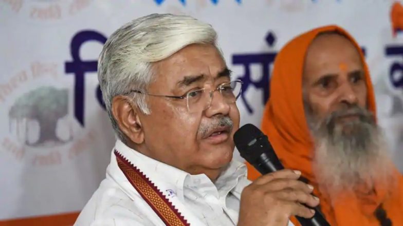 कांग्रेस को समर्थन देने वाले बयान से पलटे VHP के कार्यकारी अध्यक्ष, कहा- उन्होंने कभी नहीं दिया राम मंदिर पर साथ