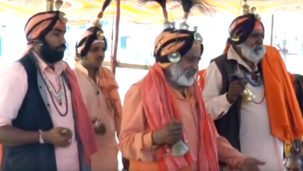 संत चाहते हैं उत्तर प्रदेश के कई अन्य जिलों के नाम बदले जाएं संत चाहते हैं उत्तर प्रदेश के कई अन्य जिलों के नाम बदले जाएं