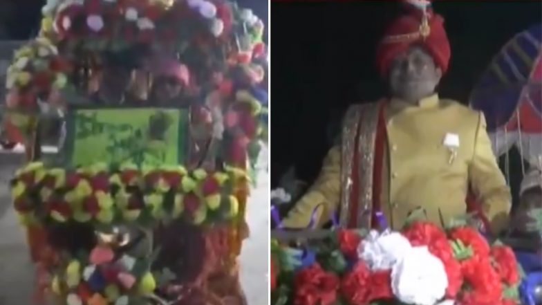 बिहार: अनोखी शादी बनी चर्चा का केंद्र, पर्यावरण संरक्षण का संदेश देने ई-रिक्शा से निकला दूल्हा, मेहमानों को रिटर्न गिफ्ट में दिए पौधे