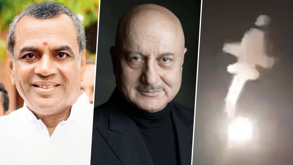 Surgical Strike 2: इंडियन एयरफोर्स ने तोड़ी आतंकवादियों की कमर, परेश रावल ने नरेंद्र मोदी को कहा शुक्रिया, अनुपम खेर बोलें- भारत माता की जय Surgical Strike 2: इंडियन एयरफोर्स ने तोड़ी आतंकवादियों की कमर, परेश रावल ने नरेंद्र मोदी को कहा शुक्रिया, अनुपम खेर बोलें- भारत माता की जय