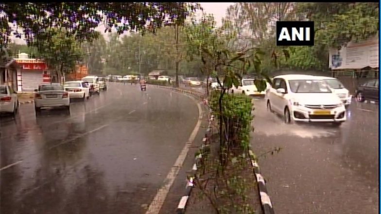 बिहार: राजधानी पटना में छाया बादल, बूंदाबांदी के दिखे आसार
