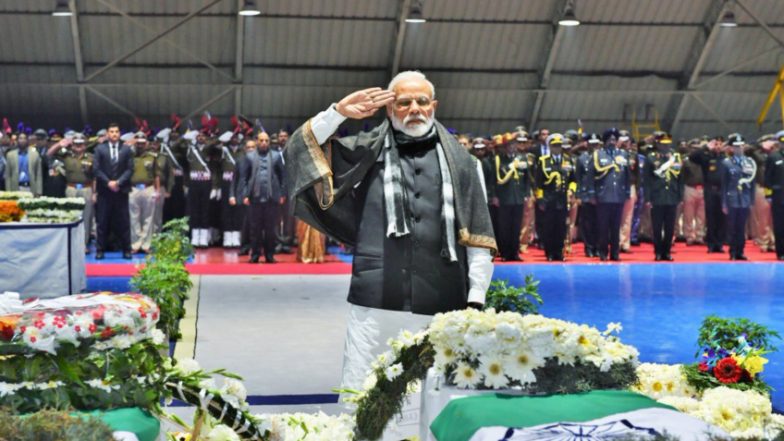 पुलवामा आतंकी हमला: देश के शहीदों को आज दी जाएगी आखिरी विदाई, घर पहुंचाए जा रहे हैं पार्थिव शरीर