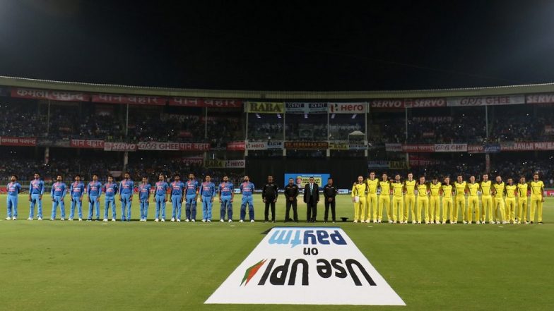 India vs Australia 1st T20 2019: भारत और ऑस्ट्रेलिया ने पुलवामा हमले में शहीद हुए जवानों को दी श्रद्धांजलि, मैदान पर रखा दो मिनट का मौन