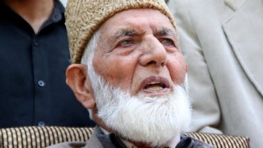 पुलवामा आतंकी हमला: जम्मू-कश्मीर के 18 अलगाववादियों और 155 नेताओं की सुरक्षा को हटाया गया