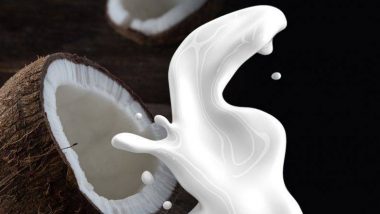 बड़े और आकर्षक स्तन पाने के लिए महिलाएं रोजाना पीएं Coconut Milk, चीन की एक कंपनी ने किया हैरान करने वाला दावा