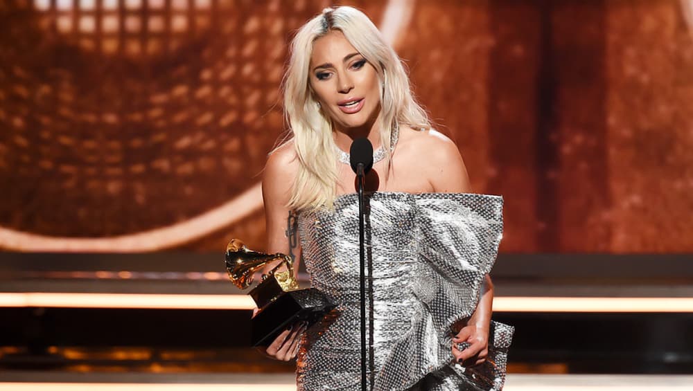 Grammy Awards 2019: बेस्ट सोलो परफॉर्मेंस के लिए लेडी गागा ने जीता अवॉर्ड, देखें पूरी लिस्ट Grammy Awards 2019: बेस्ट सोलो परफॉर्मेंस के लिए लेडी गागा ने जीता अवॉर्ड, देखें पूरी लिस्ट