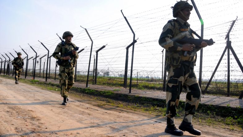 पाकिस्तान ने फिर सीमा पार से की कायराना हरकत, गोलीबारी में 1 जवान शहीद, 4 जख्मी