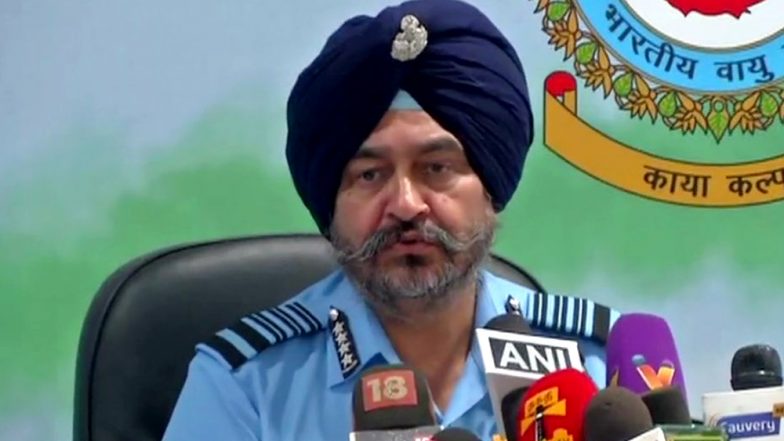 IAF एयर स्ट्राइक पर वायुसेना चीफ धनोआ का बड़ा बयान, कहा- हम टारगेट उड़ाते हैं, बम जंगल में गिरता तो पाकिस्तान जवाबी हमला क्यों करता