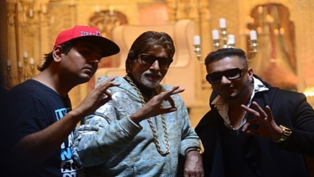 यो यो हनी सिंह के सबसे प्रसिद्ध चार्टबस्टर्स सोंग 'पार्टी विद भूतनाथ' ने पूरे किए 5 साल यो यो हनी सिंह के सबसे प्रसिद्ध चार्टबस्टर्स सोंग 'पार्टी विद भूतनाथ' ने पूरे किए 5 साल