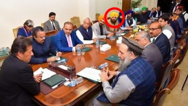 करतारपुर कॉरिडोर की बैठक से पहले पाक पीएम इमरान खान ने की खालिस्तानी आतंकी गोपाल चावला से मुलाकात