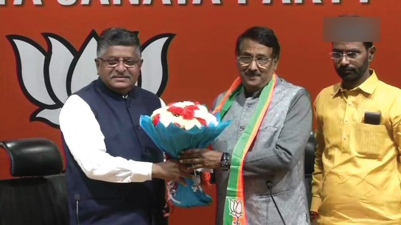 लोकसभा चुनाव 2019: कांग्रेस को बड़ा झटका, पार्टी प्रवक्ता टॉम वडक्कन हुए बीजेपी में शामिल