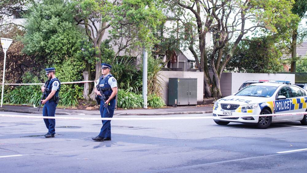 Christchurch Attack: पुलिस ने किया बड़ा खुलासा, कहा- क्राइस्टचर्च हमले को अकेले शख्स ने दिया अंजाम Christchurch Attack: पुलिस ने किया बड़ा खुलासा, कहा- क्राइस्टचर्च हमले को अकेले शख्स ने दिया अंजाम