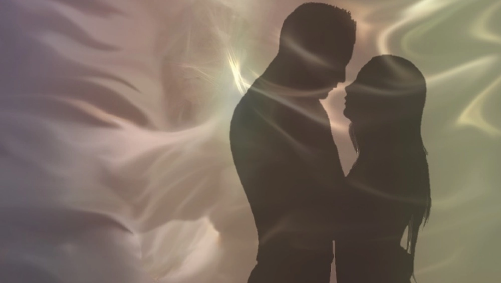 नौकरी जाने के बाद शख्स बन गया सेक्स वर्कर, पत्नी के सामने हुआ ऐसे भांडाफोड़, उसके बाद जो हुआ..