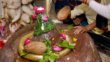 महाशिवरात्री 2019: क्यों चढ़ाया जाता है भगवान शिव को बेलपत्र, जानिए इससे जुड़ी पौराणिक कथा