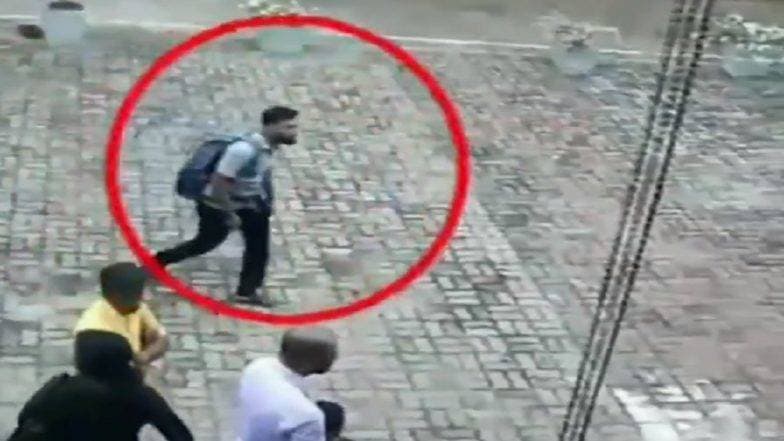 श्रीलंका सीरियल ब्लास्ट का एक CCTV वीडियो आया सामने, संदिग्ध हमलावर हुआ कैमरे में कैद श्रीलंका सीरियल ब्लास्ट का एक CCTV वीडियो आया सामने, संदिग्ध हमलावर हुआ कैमरे में कैद