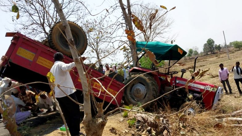 महाराष्ट्र: वोट देकर लौट रहे है ग्रामीणों की ट्रैक्टर-ट्रॉली पलटी, 3 की मौत और 9 घायल