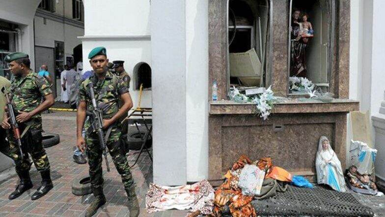 श्रीलंका सीरियल बम धमाकों से अब तक 290 लोगों की मौत, पुलिस ने 24 संदिग्धों को किया गिरफ्तार श्रीलंका सीरियल बम धमाकों से अब तक 290 लोगों की मौत, पुलिस ने 24 संदिग्धों को किया गिरफ्तार