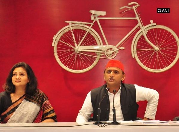 लोकसभा चुनाव 2019: वाराणसी से पीएम नरेंद्र मोदी के खिलाफ सपा ने उतारा उम्मीदवार, शालिनी यादव लड़ेंगी चुनाव