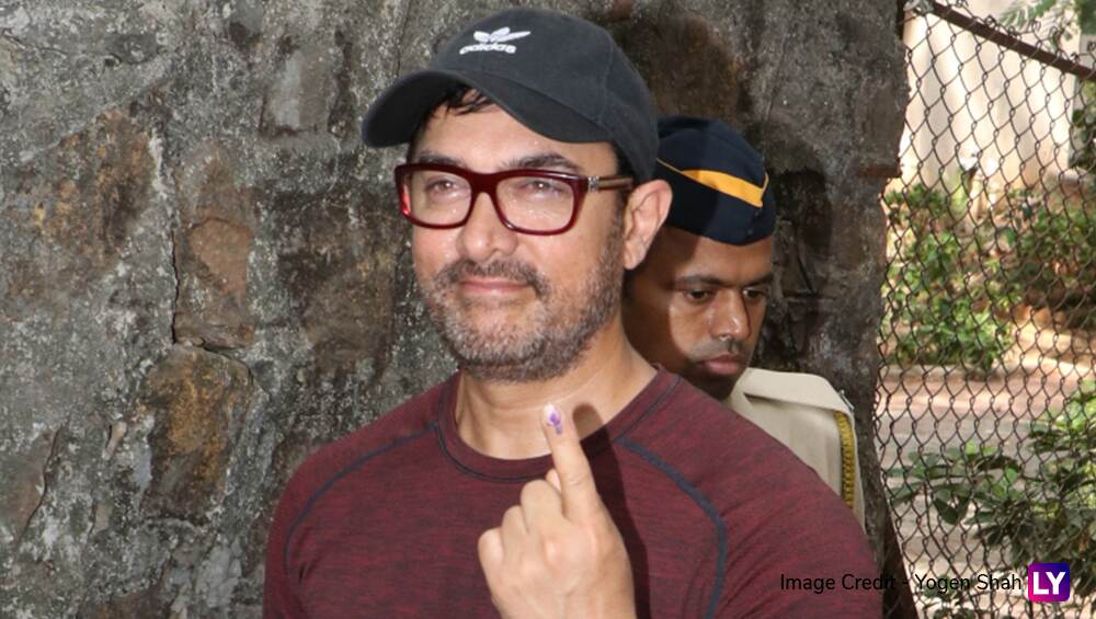 लोकसभा चुनाव 2019 के लिए सेलिब्रिटीज ने किया मतदान लोकसभा चुनाव 2019 के लिए सेलिब्रिटीज ने किया मतदान