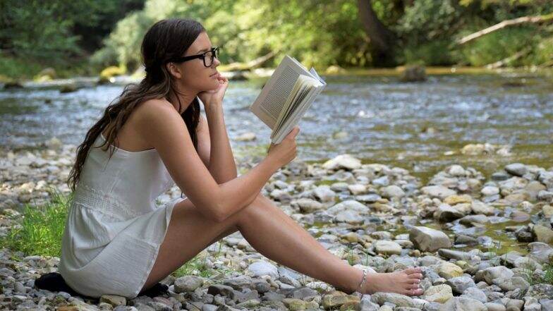 World Book Day 2019: भूतकाल और भविष्यकाल से जोड़ने की अहम कड़ी है किताबें, जानिए विश्व पुस्तक दिवस का महत्व और इसका इतिहास World Book Day 2019: भूतकाल और भविष्यकाल से जोड़ने की अहम कड़ी है किताबें, जानिए विश्व पुस्तक दिवस का महत्व और इसका इतिहास