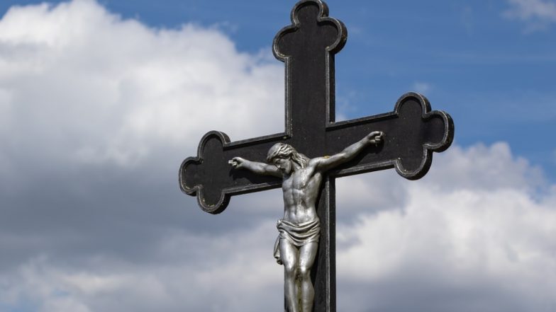 Good Friday 2019: प्रभु यीशु का बलिदान दिवस है गुड फ्राइडे, जानिए कैसे मनाया जाता है त्याग और जनहित का यह पर्व